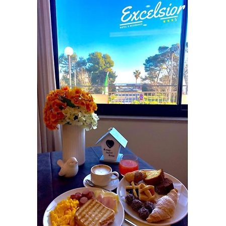 Hotel Excelsior Montesilvano Marina Exteriör bild