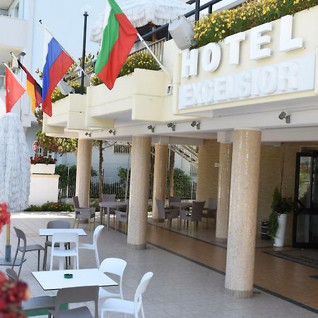 Hotel Excelsior Montesilvano Marina Exteriör bild