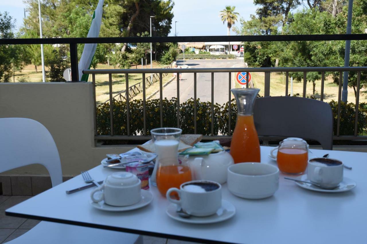 Hotel Excelsior Montesilvano Marina Exteriör bild